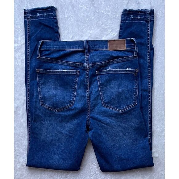 Madewell Taller 10" High-Rise Skinny Jeans: Drop-Hem Edition in Rosecliff Wash - Picture 14 of 16